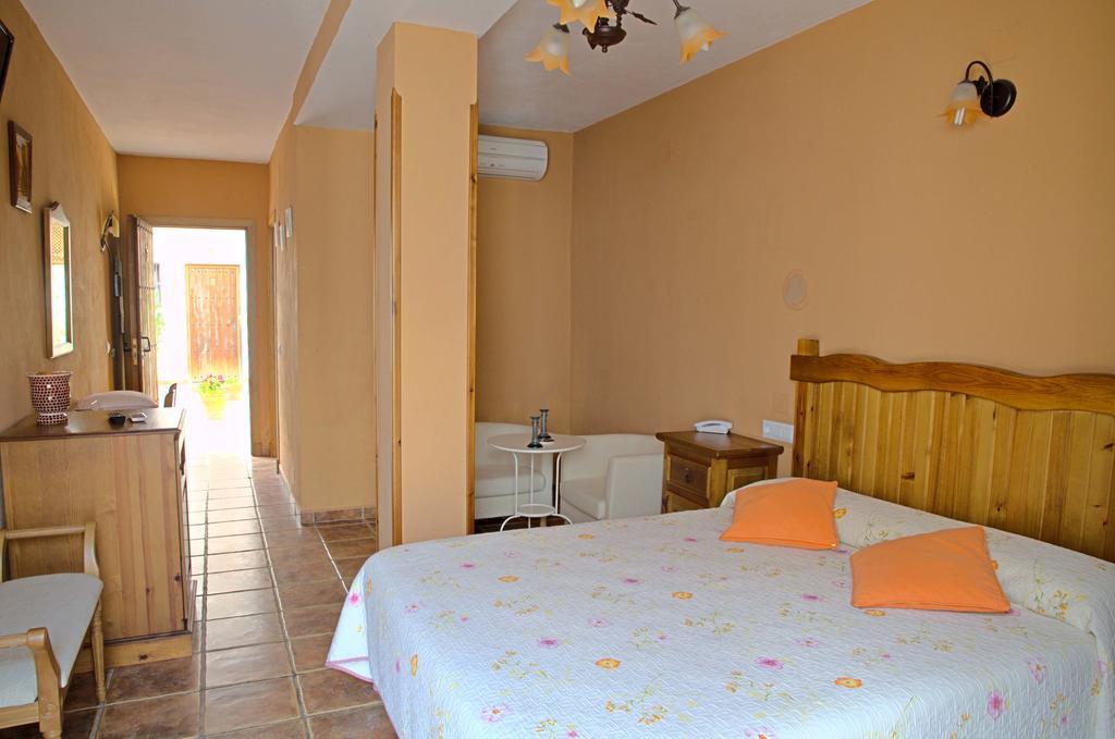 Hotel Posada Casas Viejas Benalup-Casas Viejas Oda fotoğraf